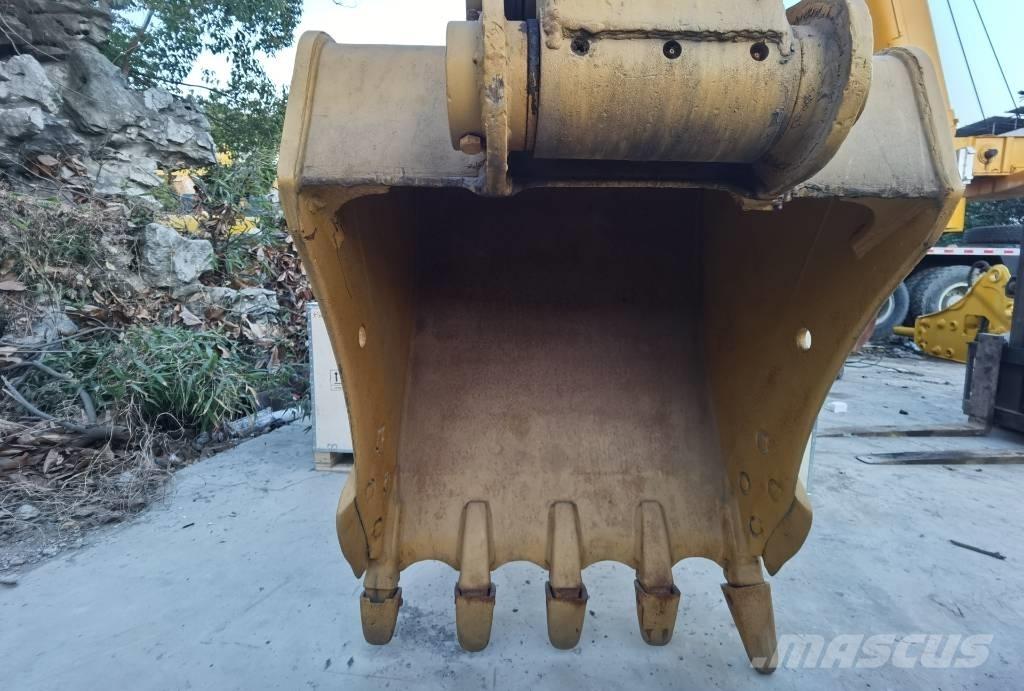 CAT 315d2 Pásová rýpadla