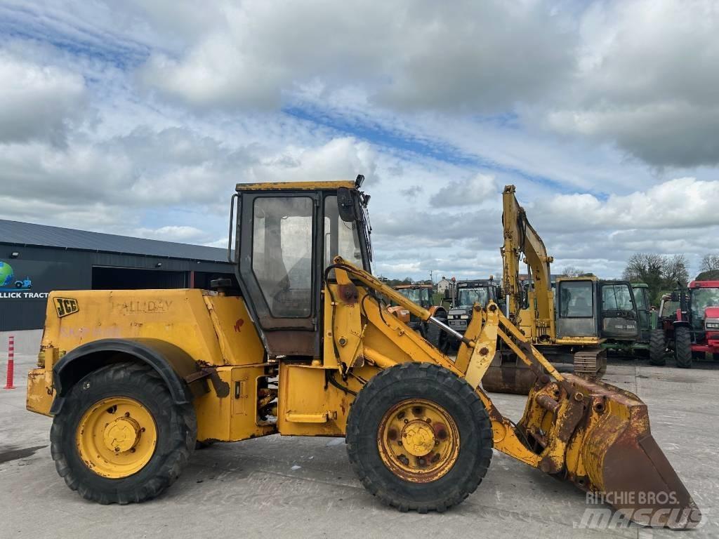 JCB 410 Kolové nakladače