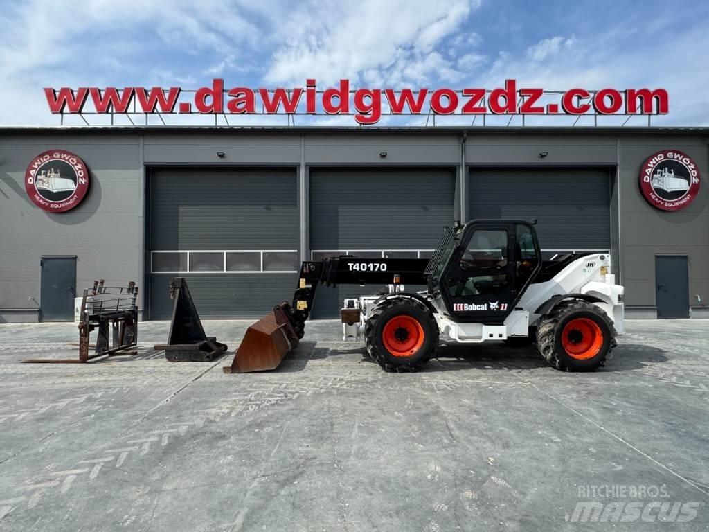 Bobcat T 40.170 Teleskopické manipulátory