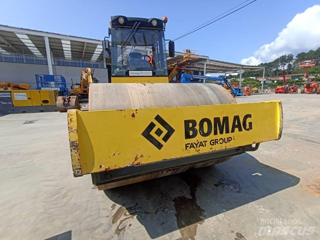 Bomag BW 219 D H-4 Půdní kompaktory