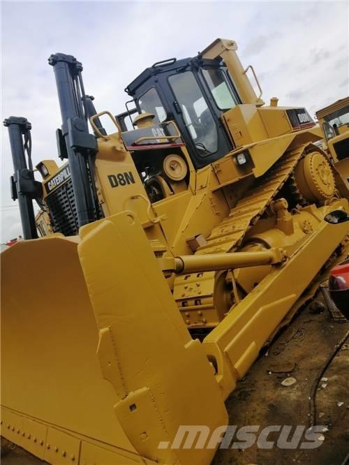 CAT D 8 N Pásové dozery