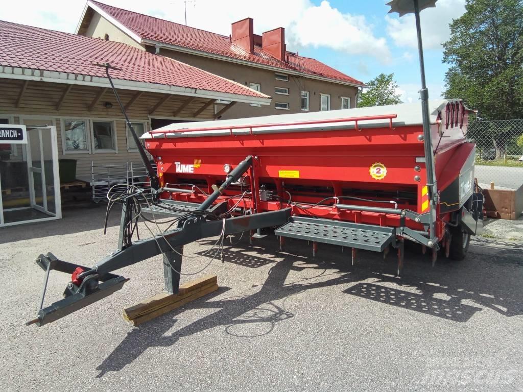 Tume JC4000 Kombinované secí stroje