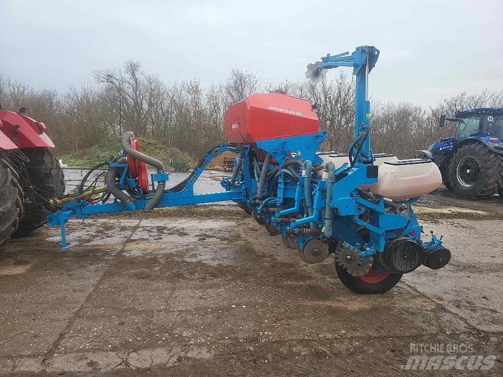 Monosem NX 8R Přesné secí stroje