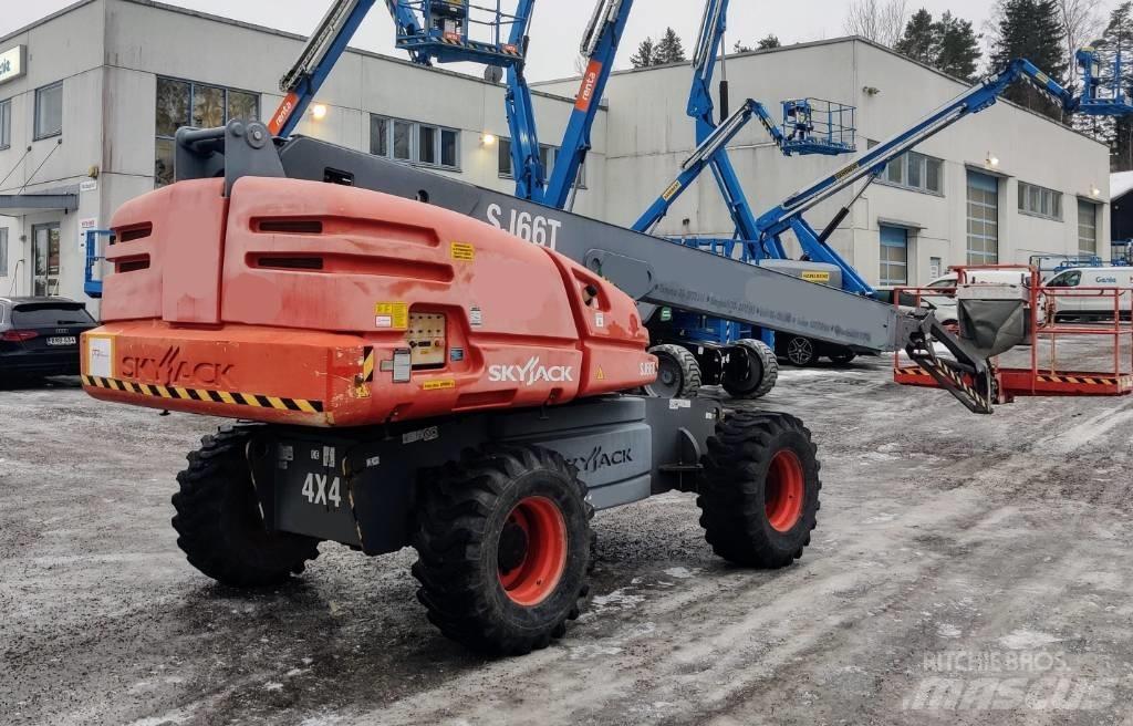 SkyJack SJ 66 T Kloubové plošiny