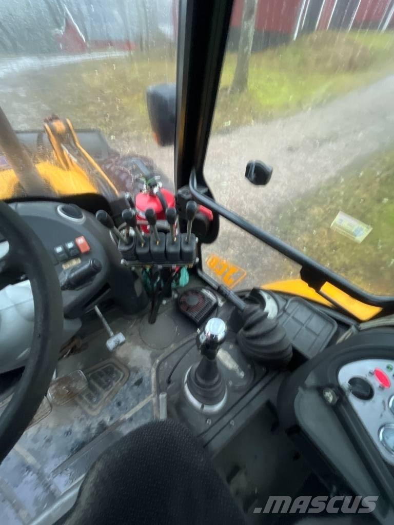 JCB 4X Kolové nakladače