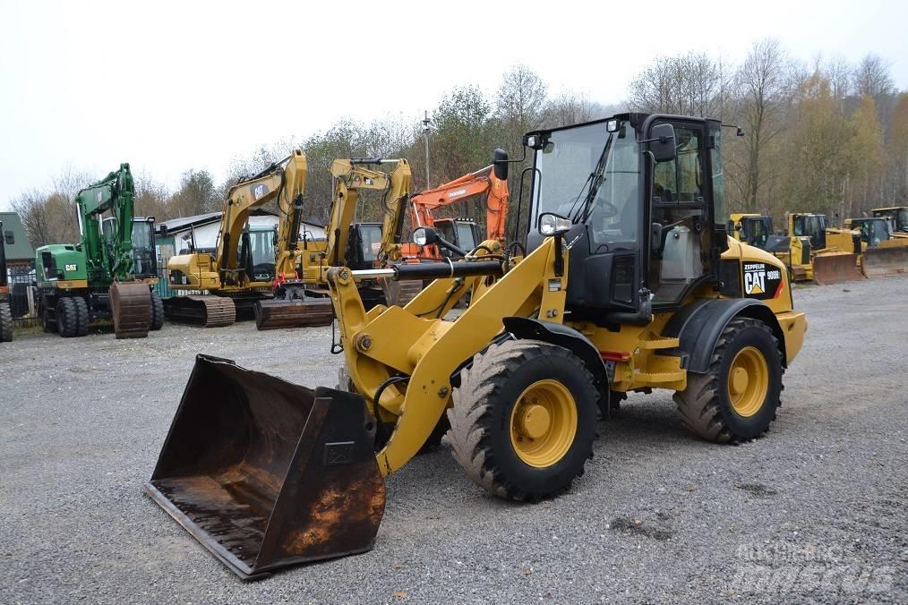CAT 908 H 2 Kolové nakladače