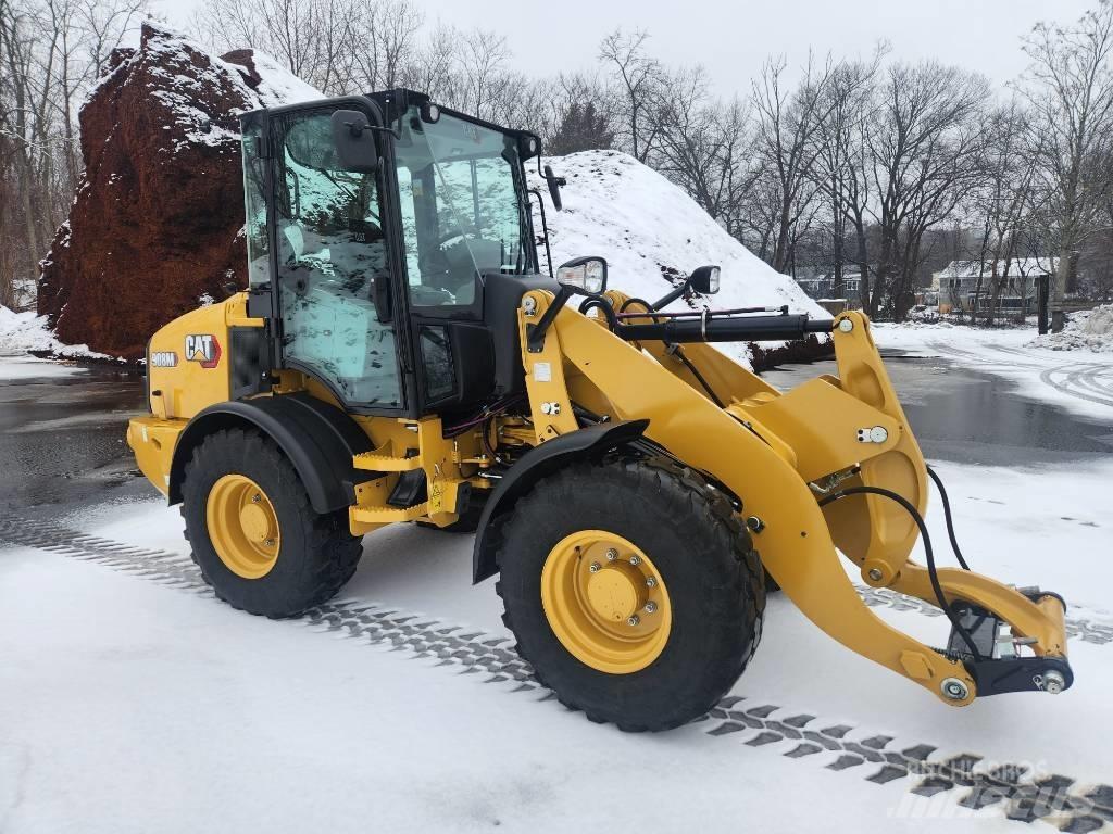 CAT 908m Kolové nakladače