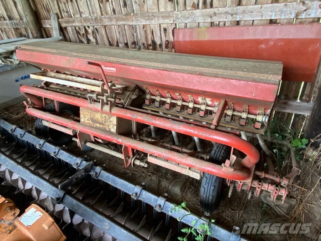 Roger 3m Mechanické secí stroje