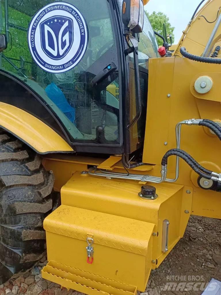 CAT 420 F Rýpadlo-nakladače