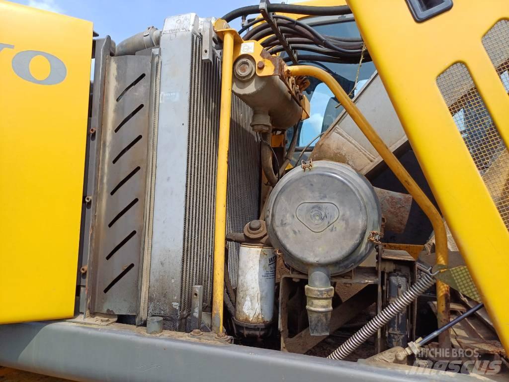 Volvo EW 160 B Kolová rýpadla