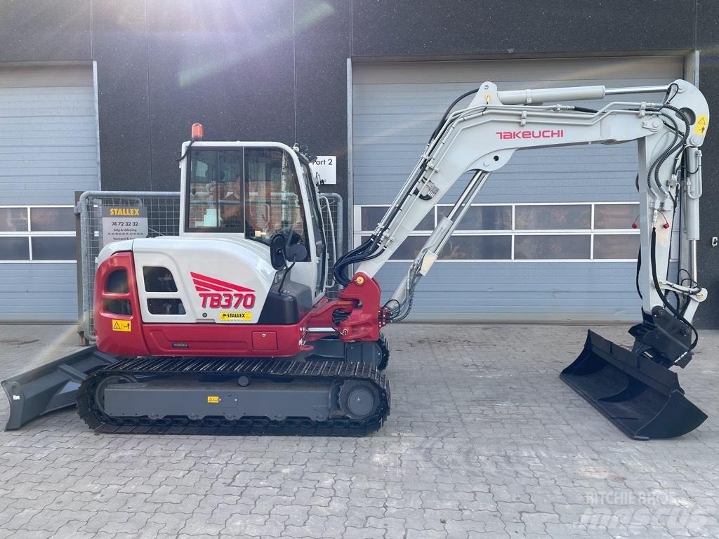 Takeuchi TB370 Mini rýpadla < 7t