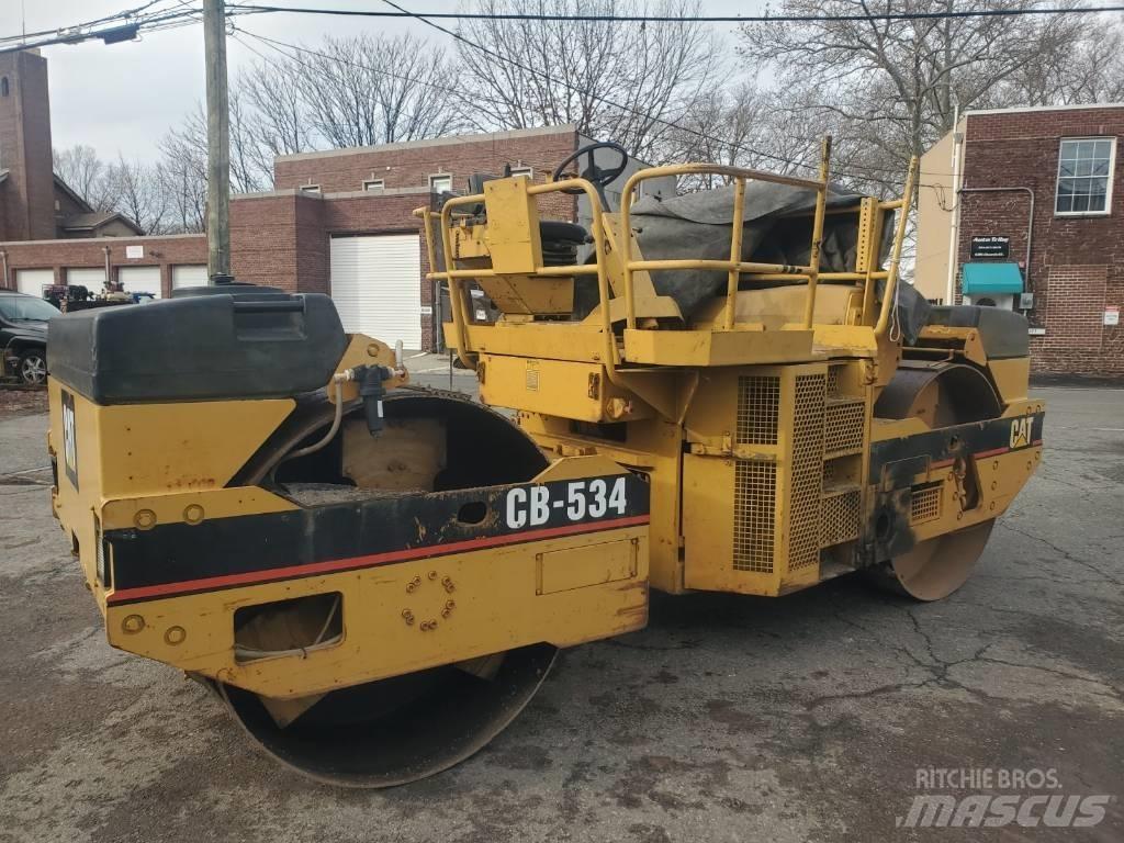 CAT CB 534 Tandemové válce