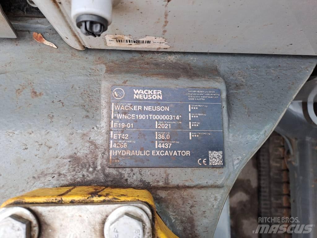 Wacker Neuson ET42 Pásová rýpadla