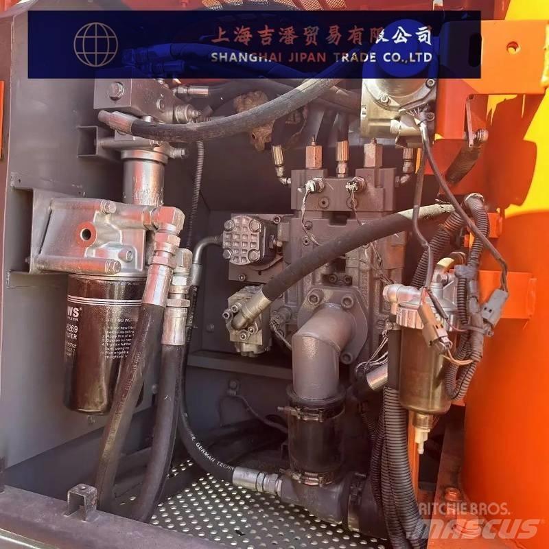 Hitachi ZX 160 Pásová rýpadla