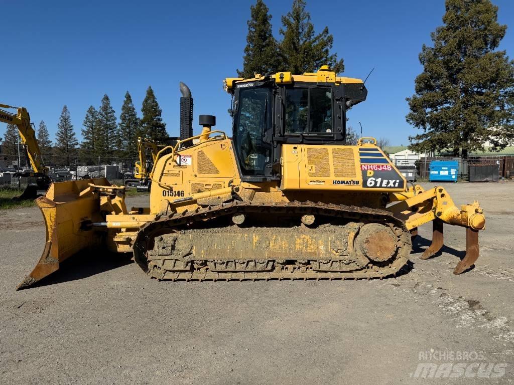 Komatsu D61EXi-24 Pásové dozery