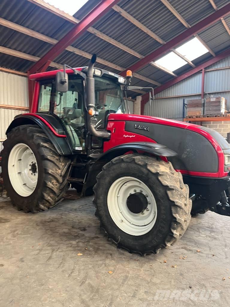 Valtra T 191 Traktory