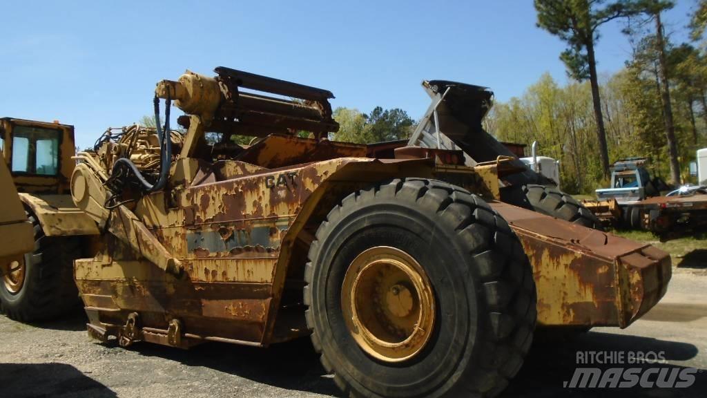 CAT 615 C Skrejpry