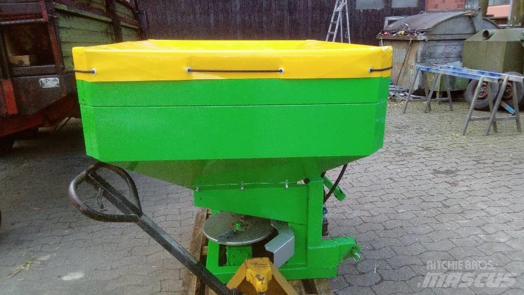 LANGREN RS-800 Rozmetadla chlévské mrvy