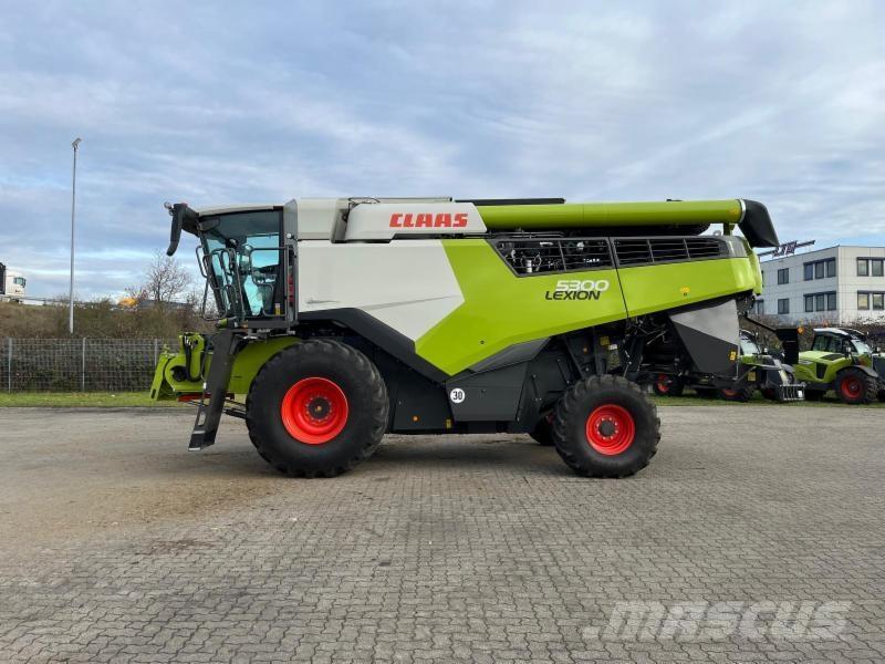 CLAAS LEXION 5300 Sklízecí mlátičky