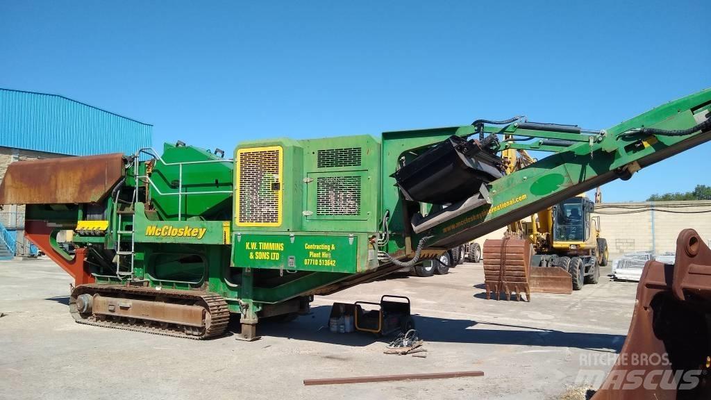 McCloskey J40 Mobilní drtiče