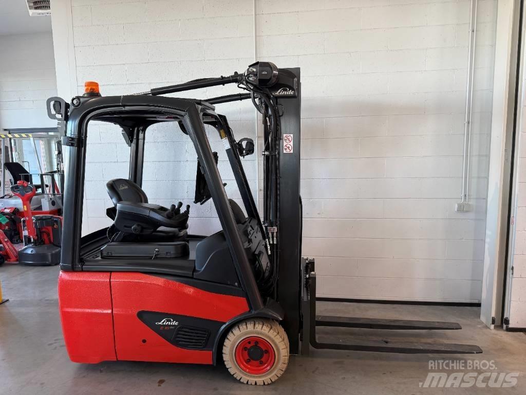 Linde E16C/386-02 Akumulátorové vozíky