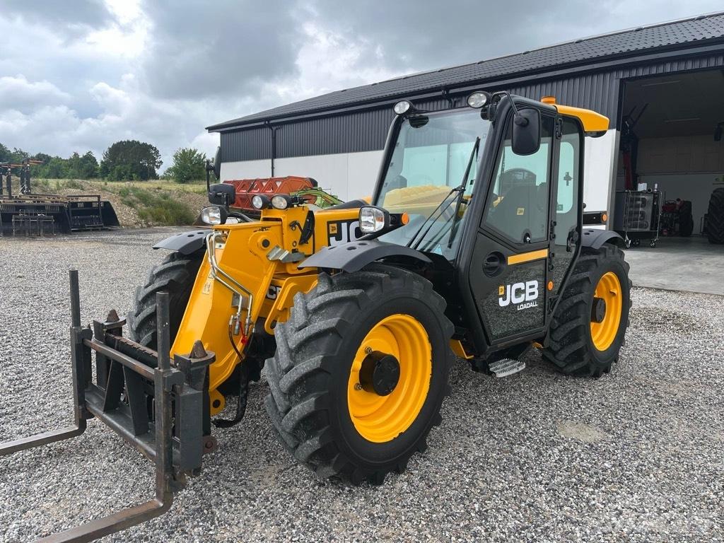 JCB 527-58 Agri Plus Teleskopické manipulátory