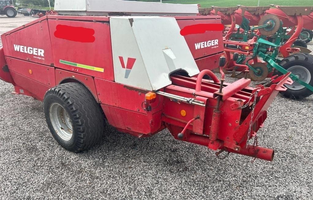 Welger AP830 Lis na hranaté balíky