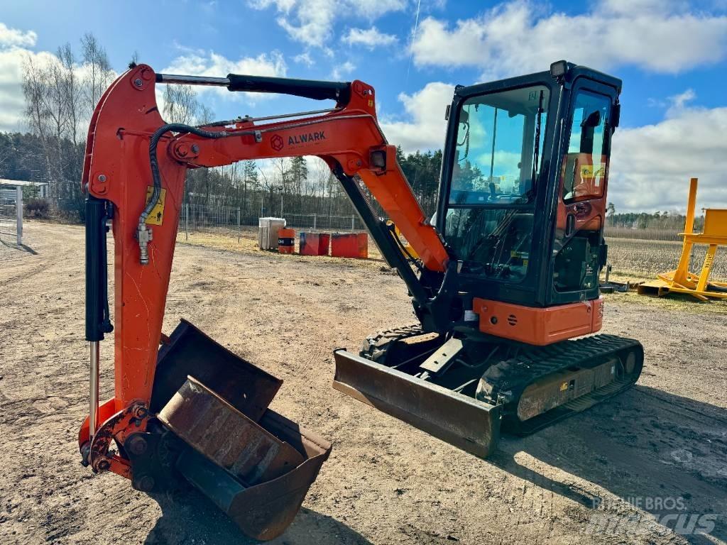 Hitachi ZX 26 U-6 Mini rýpadla < 7t