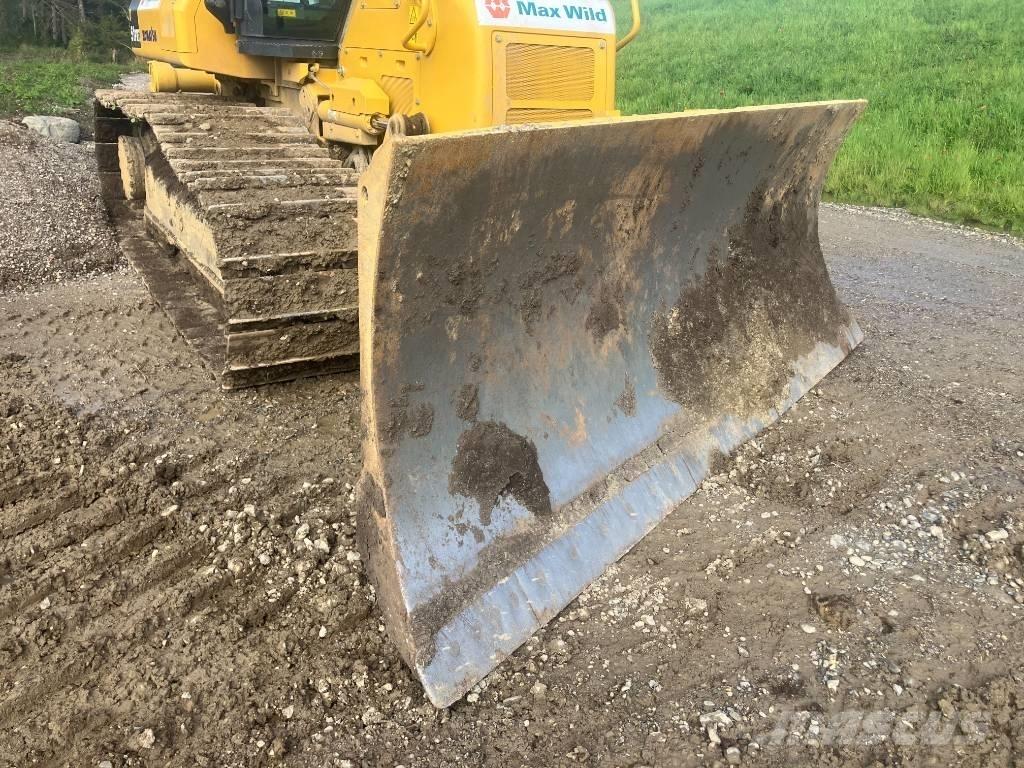 Komatsu D51PXi - 24 Pásové dozery