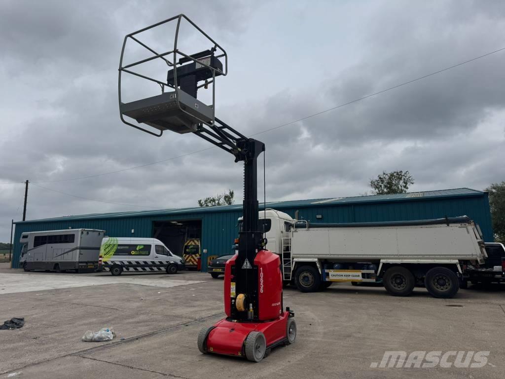 Manitou 100 VJR Vertikální sloupové výtahy