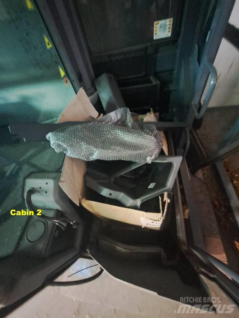 Fuchs F series Cabin Kabiny a interiér