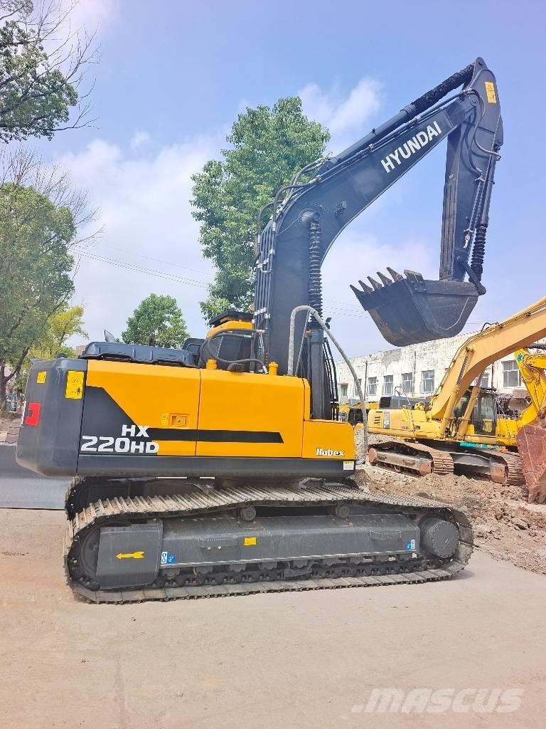 Hyundai HX 220 Pásová rýpadla