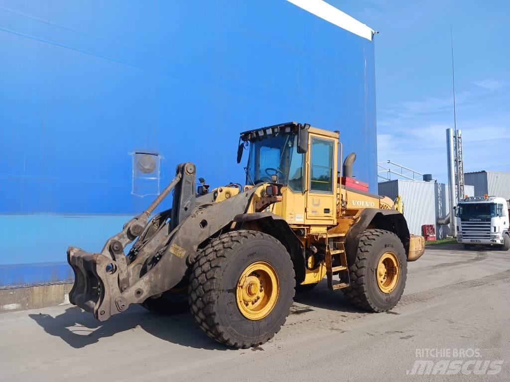 Volvo L 120 E Kolové nakladače