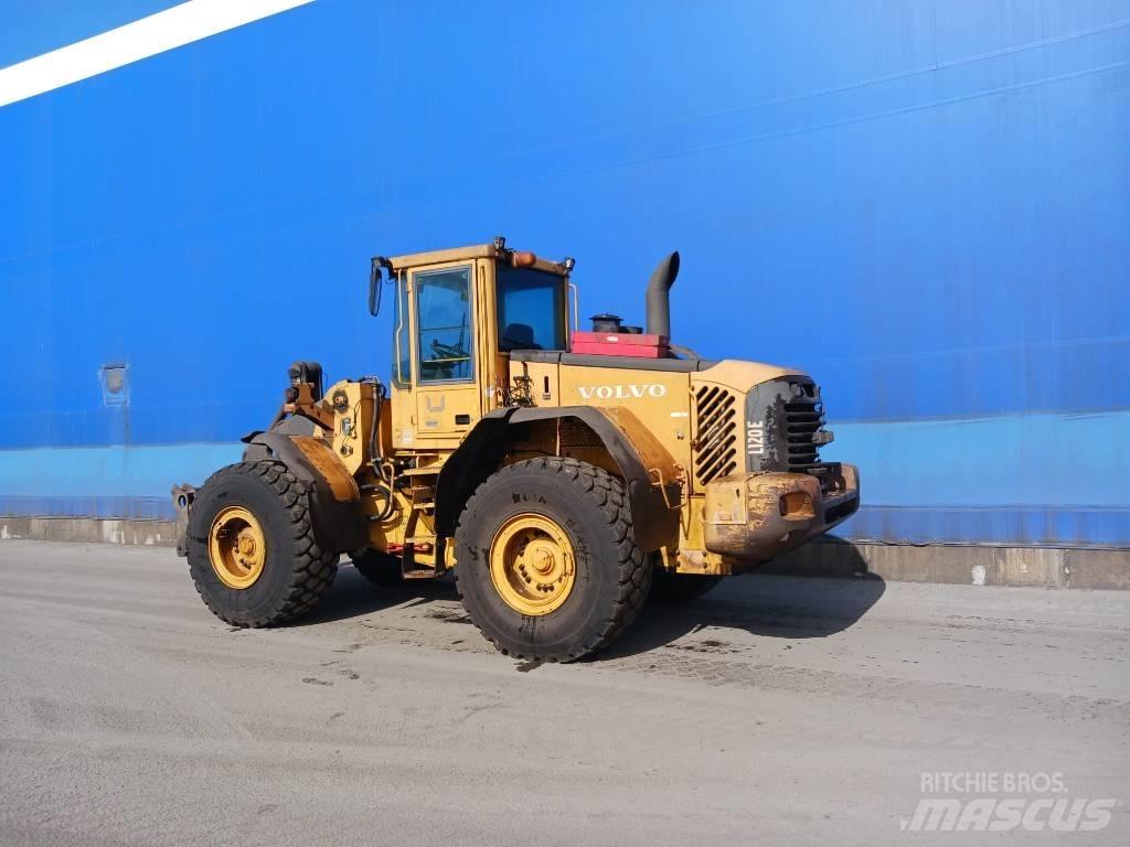 Volvo L 120 E Kolové nakladače