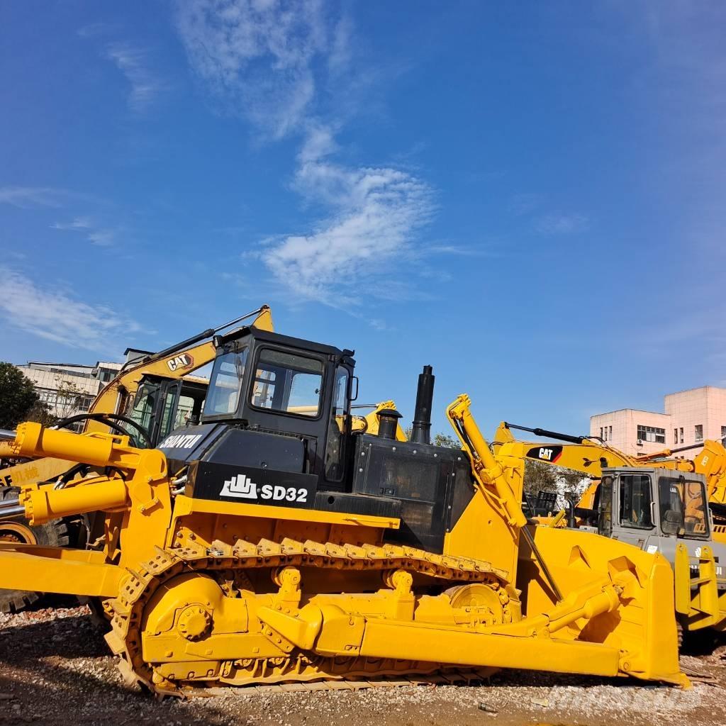 Shantui SD 32 Pásová rýpadla