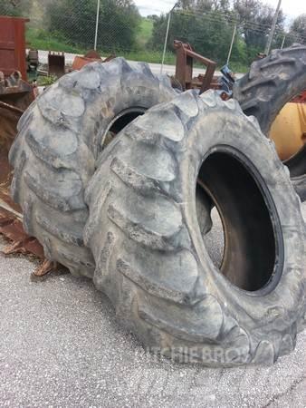  Pneus 540/65R28 Pneumatiky, kola a ráfky