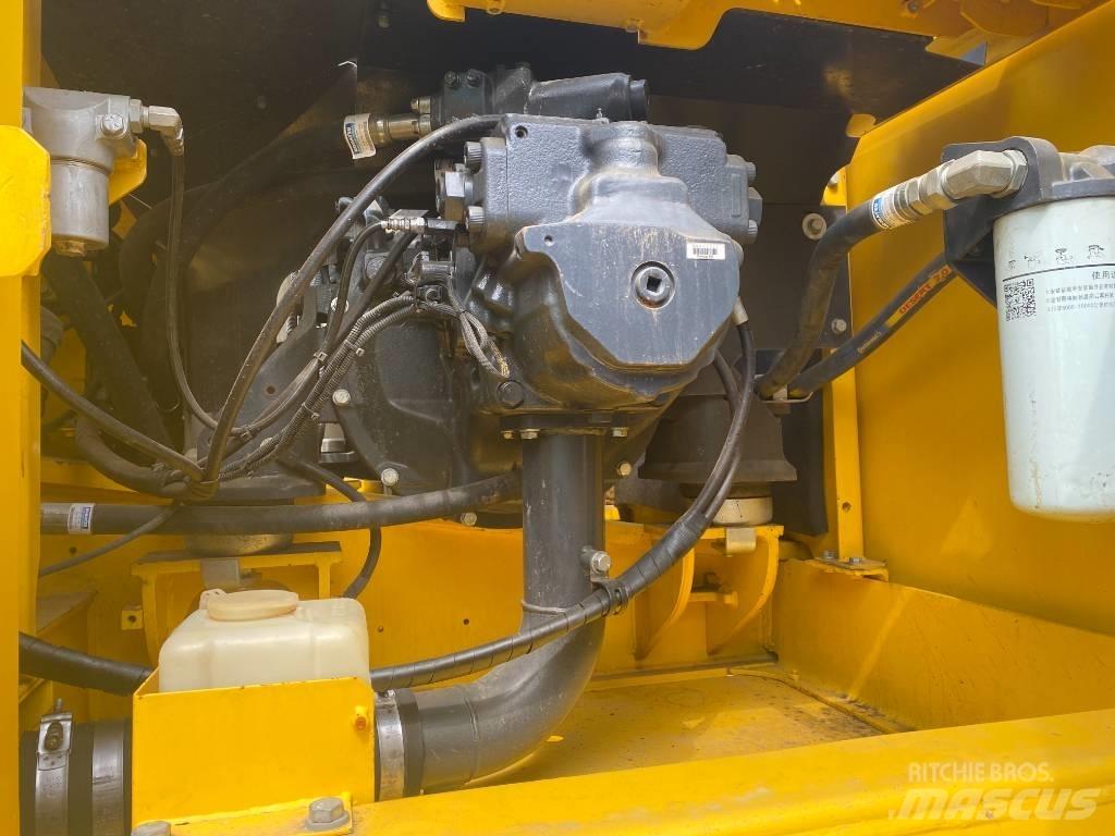 Komatsu PC 350-8MO Pásová rýpadla