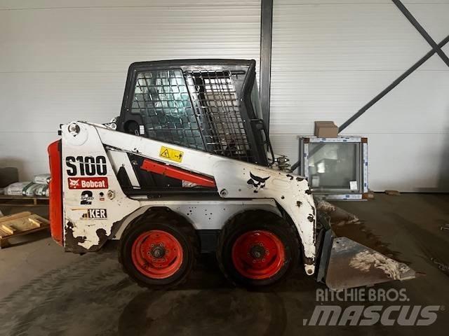 Bobcat S 100 Smykem řízené nakladače