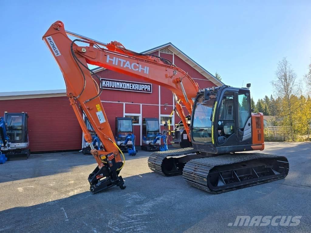 Hitachi ZX 135 US-6 Pásová rýpadla
