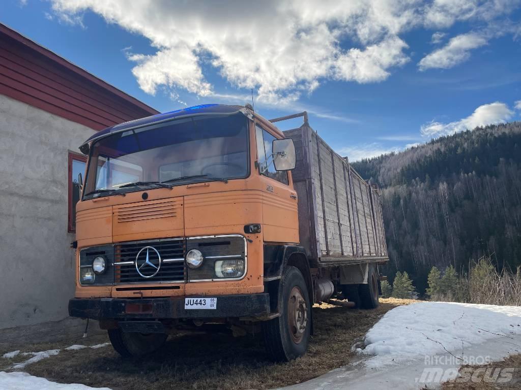 Mercedes-Benz LP1313 Vozy na přepravu zvířat
