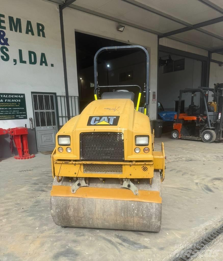 CAT CB 24 B, CB24 Tandemové válce