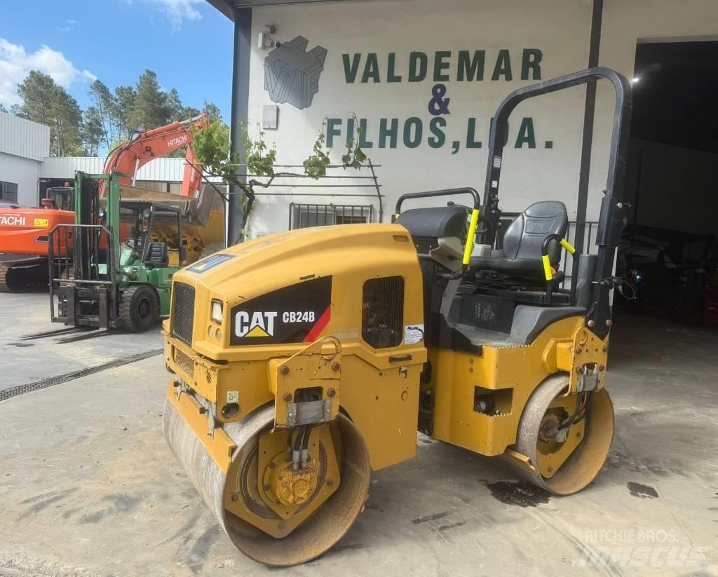 CAT CB 24 B, CB24 Tandemové válce