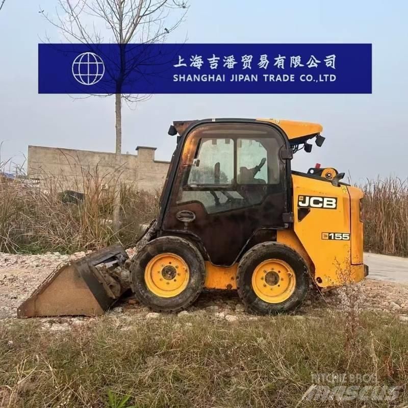 JCB 155 Smykem řízené nakladače