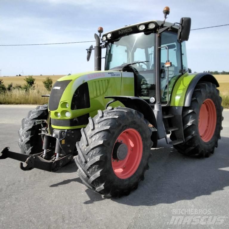 CLAAS Ares 697 ATZ Traktory