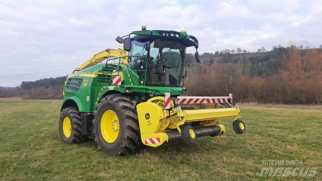 John Deere 8400i Samojízdné sekačky