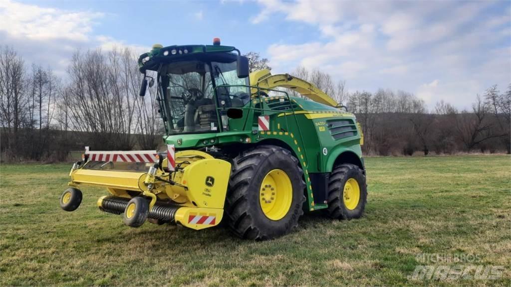 John Deere 8400i Samojízdné sekačky