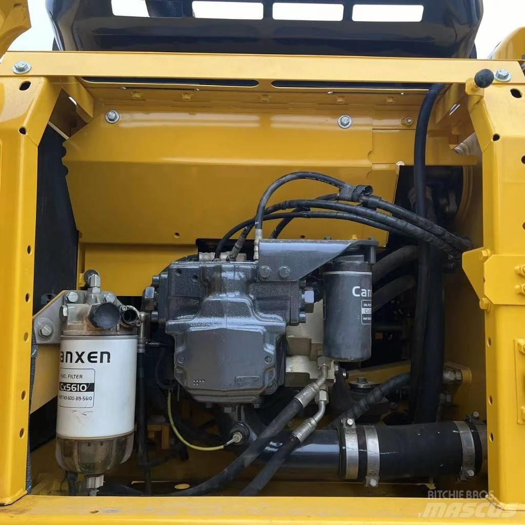 Komatsu PC240 Pásová rýpadla