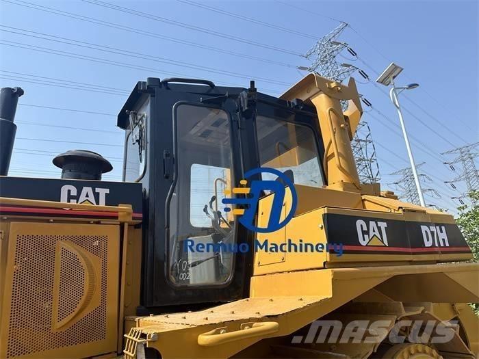 CAT D 7 R Pásové dozery