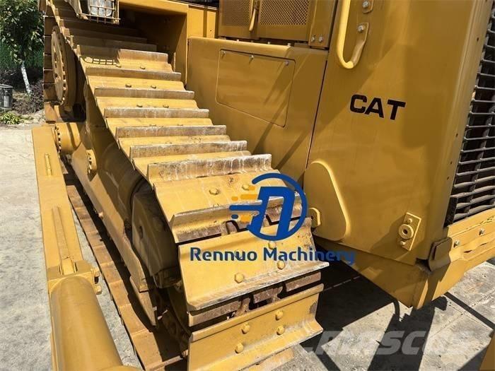 CAT D 7 R Pásové dozery