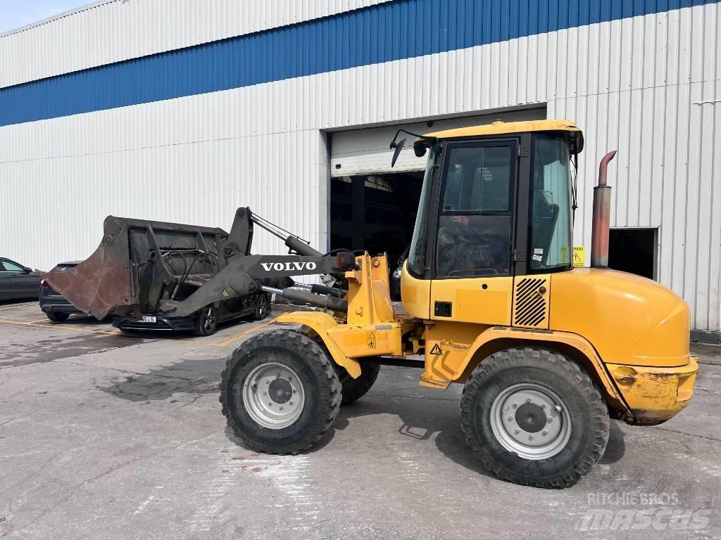 Volvo L 30 B Kolové nakladače